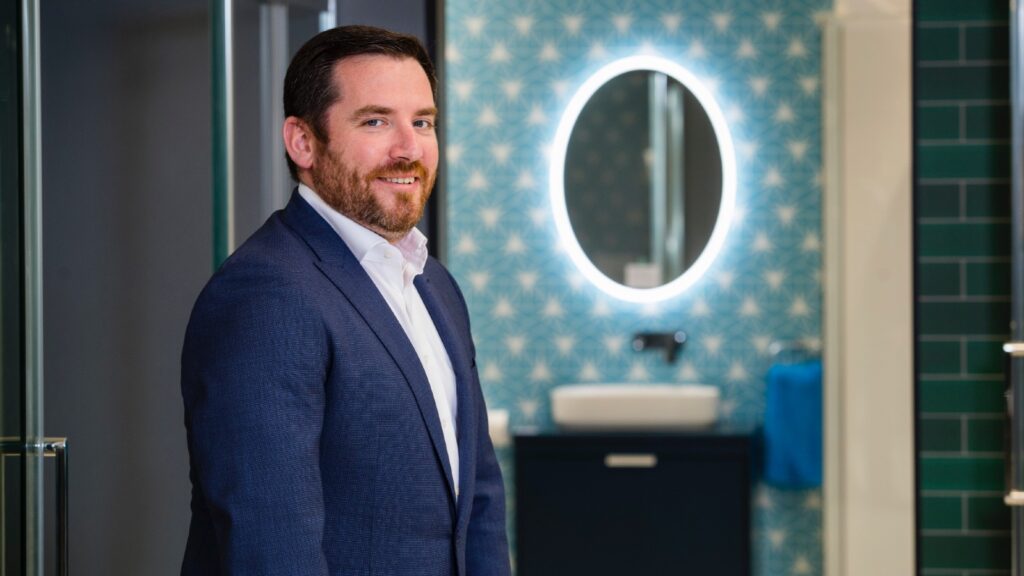 Sonas Bathrooms shows support for KBB installation sector